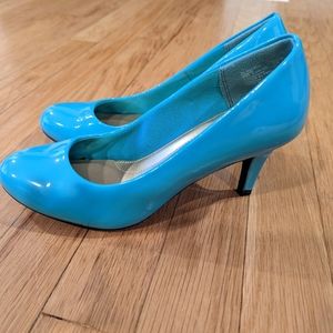 Comfort Plus Heels - Size 6.5